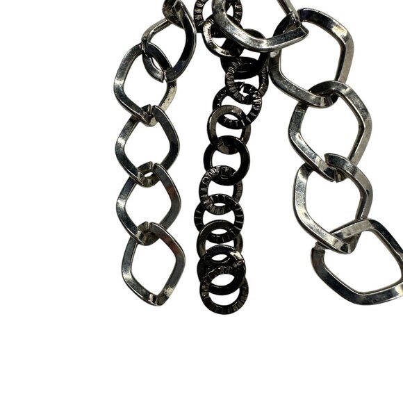 Linked Chain Dangle Earrings - Picture 4 of 5